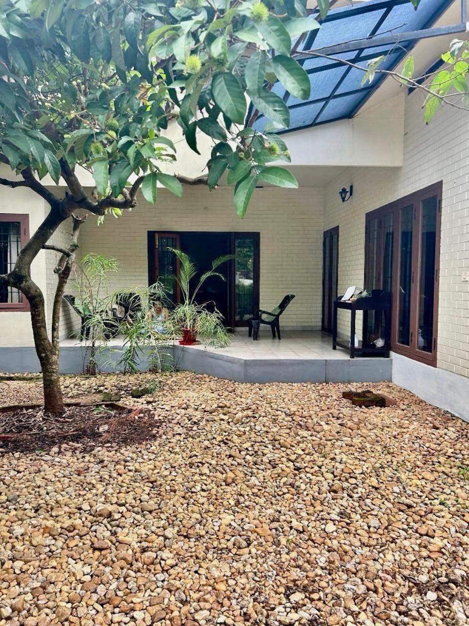 Mango Tree Villa Kochi Exterior photo